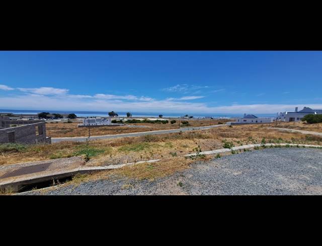 433M² VACANT LAND FOR SALE IN DA GAMA BAY